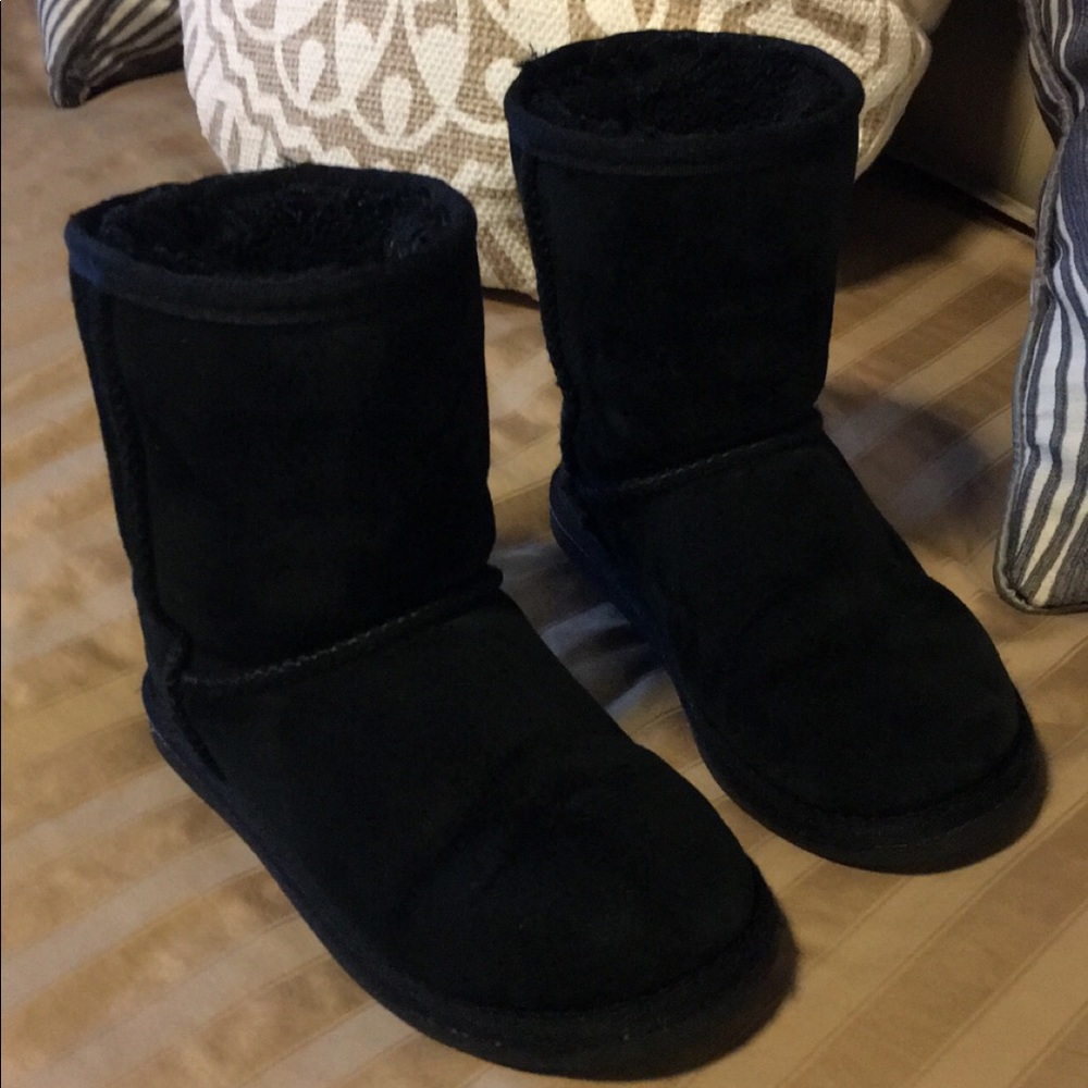 LAMO Plush Lined Boots